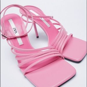 NWOT ZARA strappy heeled sandal bubblegum pink